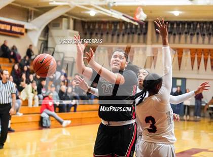 Thumbnail 3 in Salesian College Preparatory vs. Chaminade (West Coast Jamboree) photogallery.