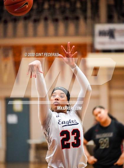 Thumbnail 2 in Salesian College Preparatory vs. Chaminade (West Coast Jamboree) photogallery.