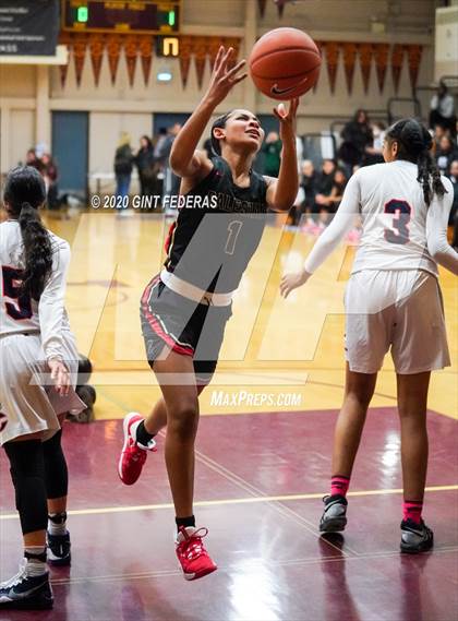 Thumbnail 2 in Salesian College Preparatory vs. Chaminade (West Coast Jamboree) photogallery.