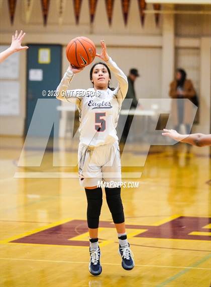 Thumbnail 3 in Salesian College Preparatory vs. Chaminade (West Coast Jamboree) photogallery.