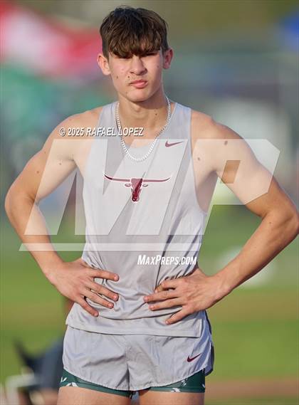 Thumbnail 2 in Panther Relays (300M Hurdles) photogallery.