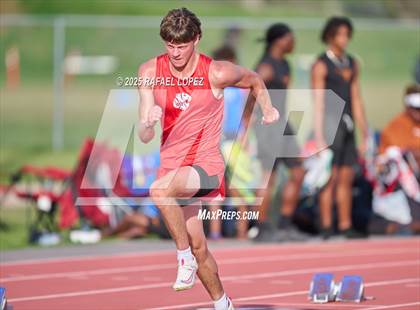 Thumbnail 3 in Panther Relays (300M Hurdles) photogallery.