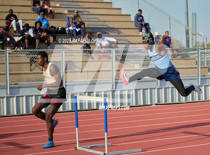 Thumbnail 2 in Panther Relays (300M Hurdles) photogallery.