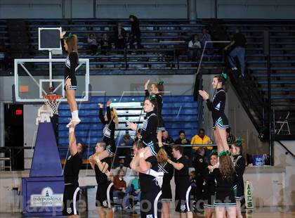 Thumbnail 3 in Owensboro Catholic vs Meade County (KHSAA 3rd Region Final) photogallery.