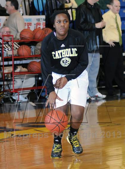 Thumbnail 2 in Owensboro Catholic vs Meade County (KHSAA 3rd Region Final) photogallery.