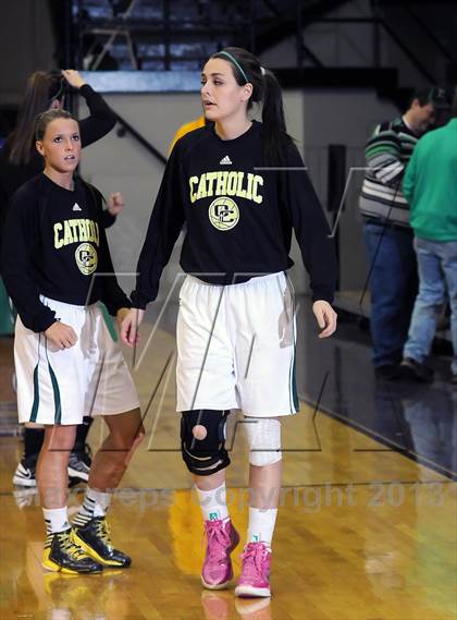 Thumbnail 3 in Owensboro Catholic vs Meade County (KHSAA 3rd Region Final) photogallery.