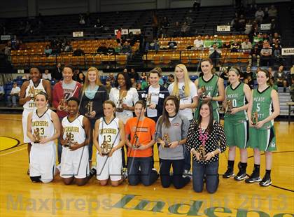 Thumbnail 1 in Owensboro Catholic vs Meade County (KHSAA 3rd Region Final) photogallery.