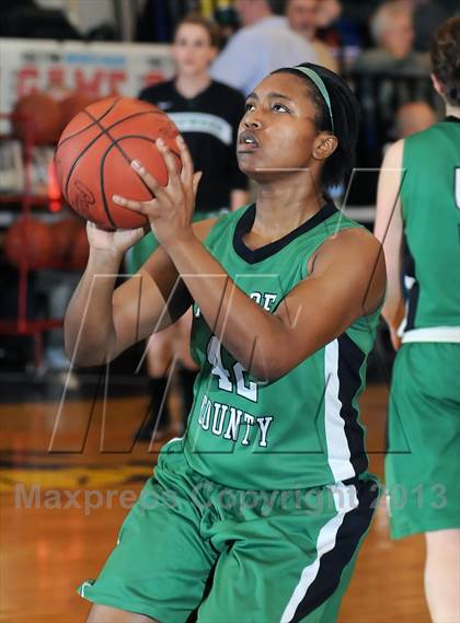 Thumbnail 3 in Owensboro Catholic vs Meade County (KHSAA 3rd Region Final) photogallery.