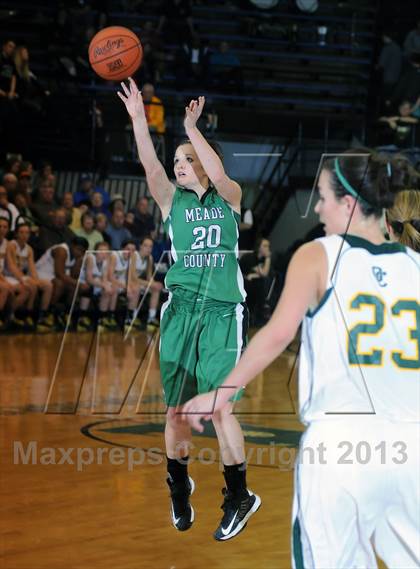 Thumbnail 3 in Owensboro Catholic vs Meade County (KHSAA 3rd Region Final) photogallery.