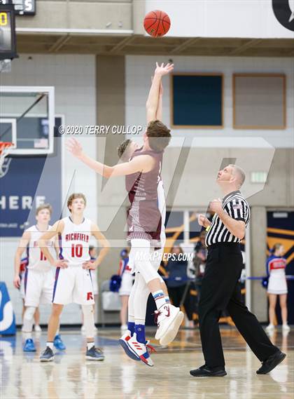 Thumbnail 1 in Morgan vs. Richfield (UHSAA 3A Quarterfinal) photogallery.