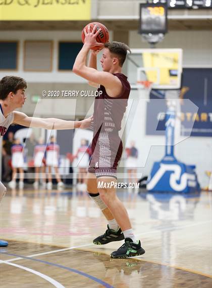 Thumbnail 2 in Morgan vs. Richfield (UHSAA 3A Quarterfinal) photogallery.