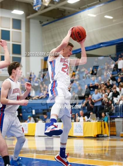 Thumbnail 1 in Morgan vs. Richfield (UHSAA 3A Quarterfinal) photogallery.