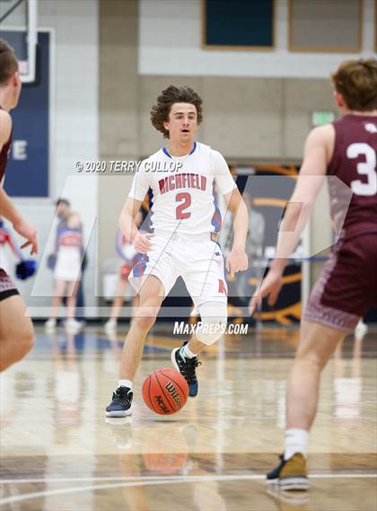 Thumbnail 3 in Morgan vs. Richfield (UHSAA 3A Quarterfinal) photogallery.