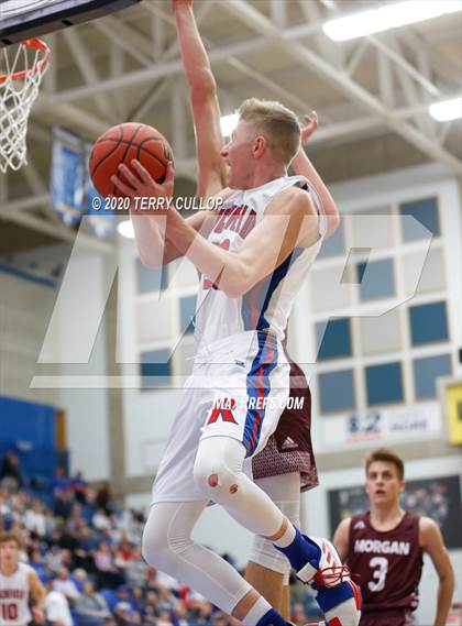 Thumbnail 2 in Morgan vs. Richfield (UHSAA 3A Quarterfinal) photogallery.