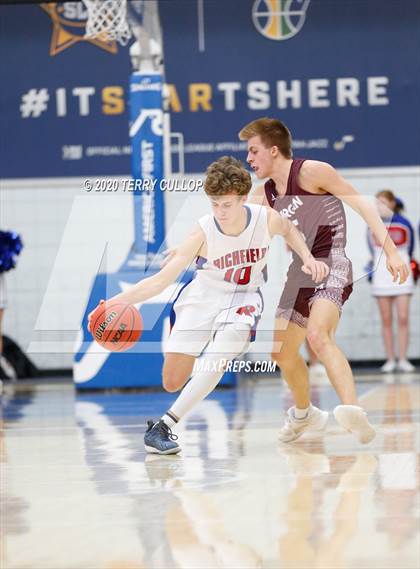 Thumbnail 2 in Morgan vs. Richfield (UHSAA 3A Quarterfinal) photogallery.