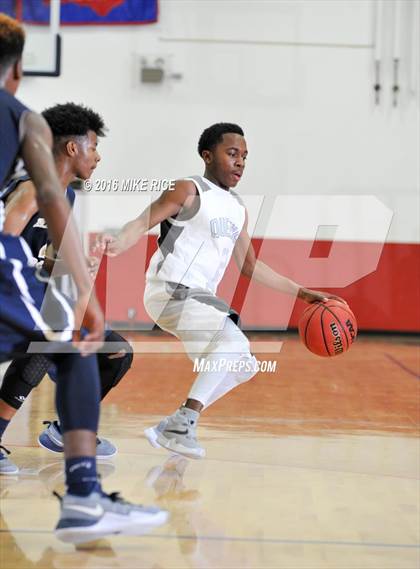 Thumbnail 3 in Queens Grant vs. Hickory Grove Christian (WNC Holiday Classic) photogallery.