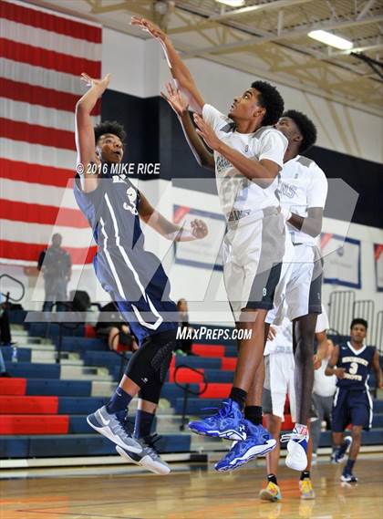Thumbnail 3 in Queens Grant vs. Hickory Grove Christian (WNC Holiday Classic) photogallery.