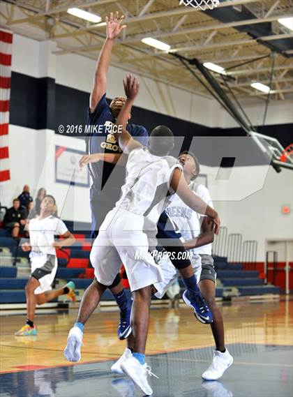 Thumbnail 3 in Queens Grant vs. Hickory Grove Christian (WNC Holiday Classic) photogallery.