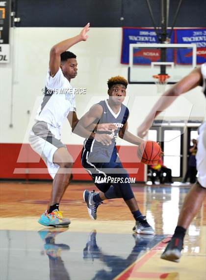 Thumbnail 1 in Queens Grant vs. Hickory Grove Christian (WNC Holiday Classic) photogallery.