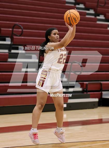 Thumbnail 2 in Walton @ Lassiter photogallery.