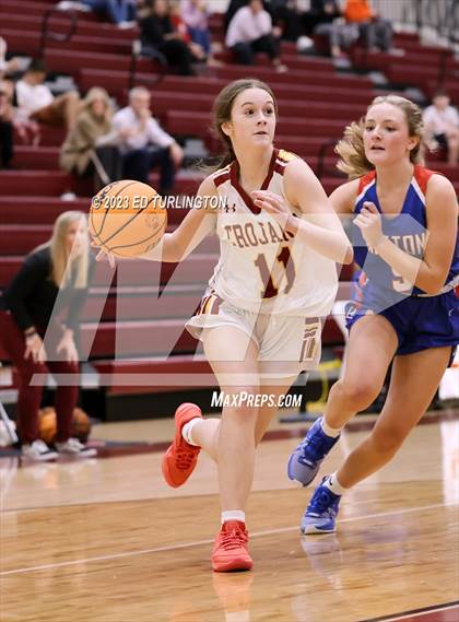Thumbnail 1 in Walton @ Lassiter photogallery.