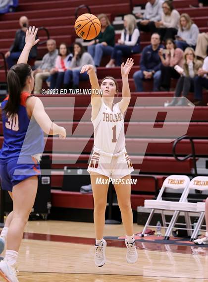 Thumbnail 3 in Walton @ Lassiter photogallery.