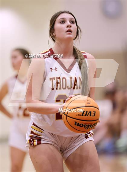 Thumbnail 1 in Walton @ Lassiter photogallery.