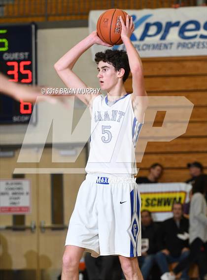 Thumbnail 1 in Jefferson vs. Grant (Les Schwab Invitational) photogallery.