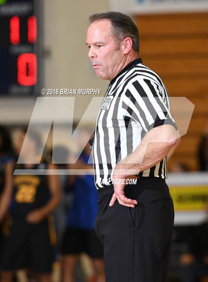 Thumbnail 1 in Jefferson vs. Grant (Les Schwab Invitational) photogallery.