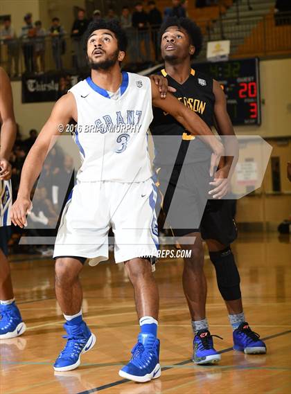 Thumbnail 1 in Jefferson vs. Grant (Les Schwab Invitational) photogallery.