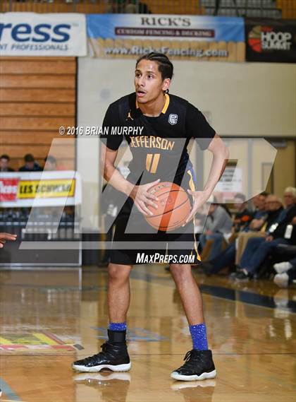 Thumbnail 3 in Jefferson vs. Grant (Les Schwab Invitational) photogallery.