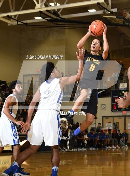 Thumbnail 2 in Jefferson vs. Grant (Les Schwab Invitational) photogallery.