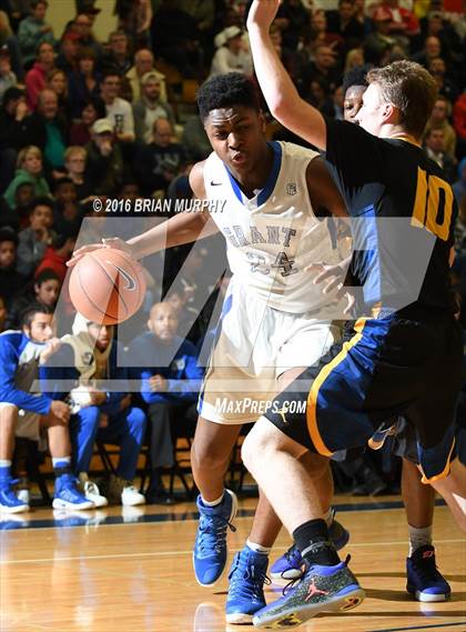 Thumbnail 2 in Jefferson vs. Grant (Les Schwab Invitational) photogallery.