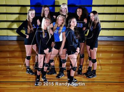 Thumbnail 1 in Brentwood (2015 Preseason Top 25 Photo Shoot)  photogallery.