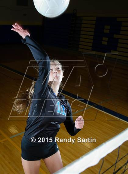 Thumbnail 2 in Brentwood (2015 Preseason Top 25 Photo Shoot)  photogallery.
