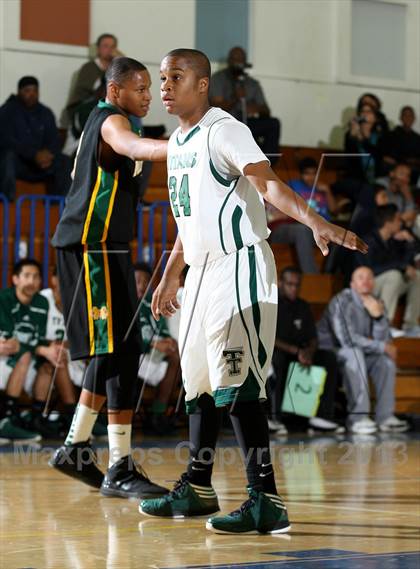 Thumbnail 3 in Mira Costa vs. Tahquitz (El Segundo Tournament) photogallery.