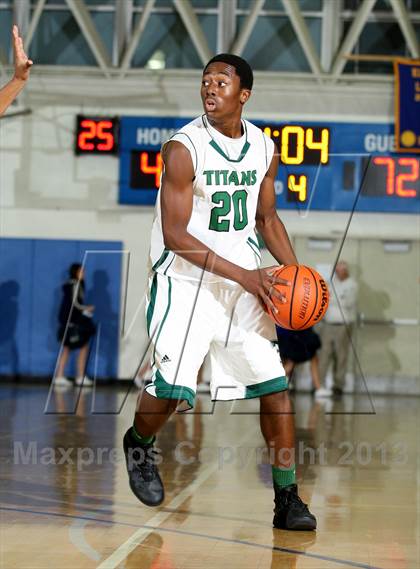 Thumbnail 3 in Mira Costa vs. Tahquitz (El Segundo Tournament) photogallery.