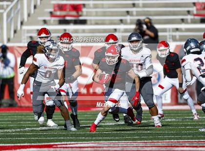 Thumbnail 3 in American Fork vs Skyridge (UHSAA 6A Semifinal) photogallery.