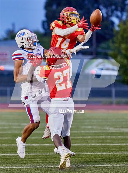 Thumbnail 2 in Christian Brothers vs. Jesuit photogallery.
