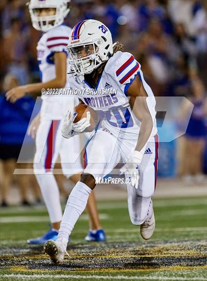 Thumbnail 2 in Christian Brothers vs. Jesuit photogallery.