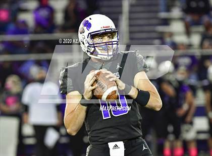 Thumbnail 3 in Noblesville vs Brownsburg photogallery.