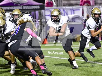 Thumbnail 3 in Noblesville vs Brownsburg photogallery.