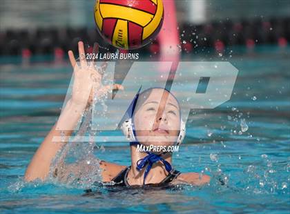 Thumbnail 2 in Carondelet vs Davis (NorCal Invitational) photogallery.