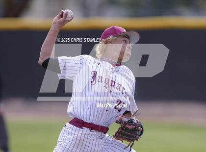 Thumbnail 3 in Desert Ridge vs. Valley Christian (Bob Everett Classic) photogallery.