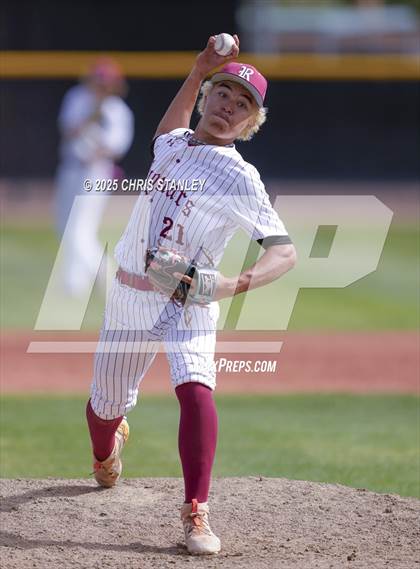 Thumbnail 3 in Desert Ridge vs. Valley Christian (Bob Everett Classic) photogallery.