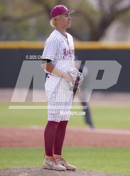 Thumbnail 2 in Desert Ridge vs. Valley Christian (Bob Everett Classic) photogallery.