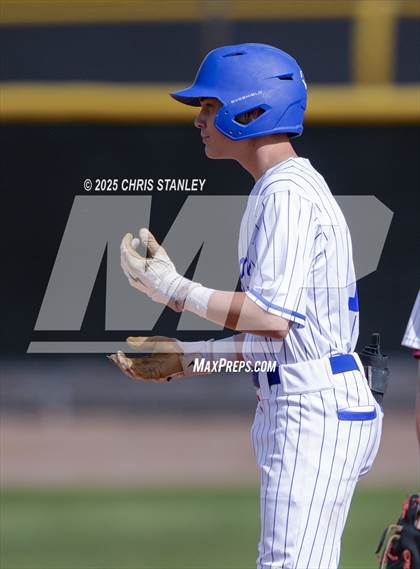Thumbnail 2 in Desert Ridge vs. Valley Christian (Bob Everett Classic) photogallery.
