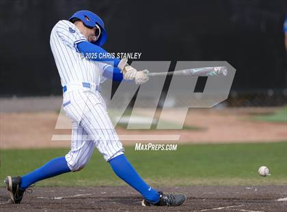 Thumbnail 3 in Desert Ridge vs. Valley Christian (Bob Everett Classic) photogallery.