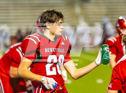 Thumbnail 2 in Deweyville vs Grapeland (UIL Football 2A Dll Bi-District Playoff) photogallery.