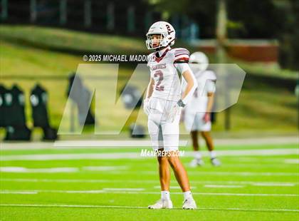 Thumbnail 2 in Deweyville vs Grapeland (UIL Football 2A Dll Bi-District Playoff) photogallery.